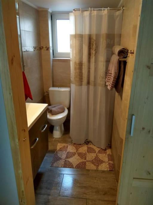 Nice& Cozy Flat 1Min From The Heart Of Athens.Wifi Exterior photo