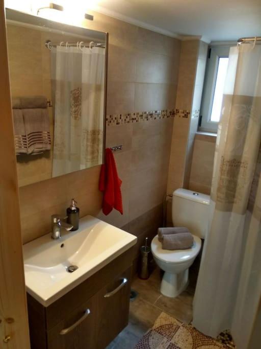 Nice& Cozy Flat 1Min From The Heart Of Athens.Wifi Exterior photo