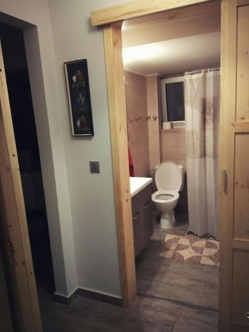 Nice& Cozy Flat 1Min From The Heart Of Athens.Wifi Exterior photo