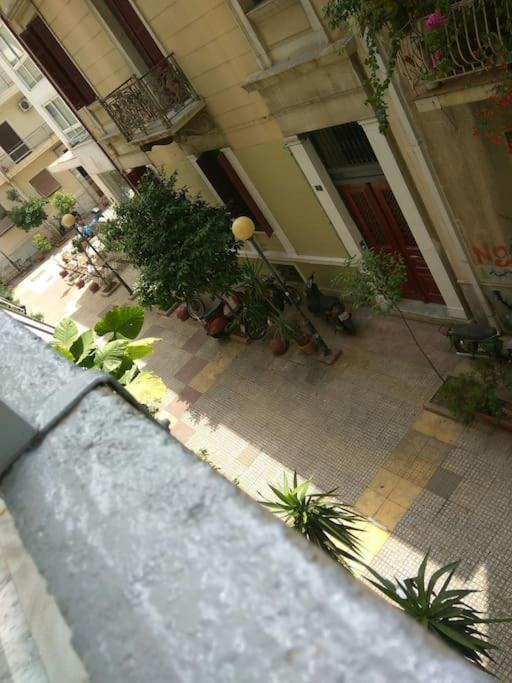 Nice& Cozy Flat 1Min From The Heart Of Athens.Wifi Exterior photo